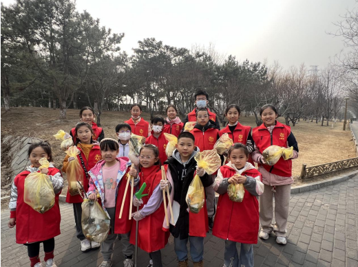北京德行天下公益基金会：“学雷锋月●美化环境”志愿活动成功开展